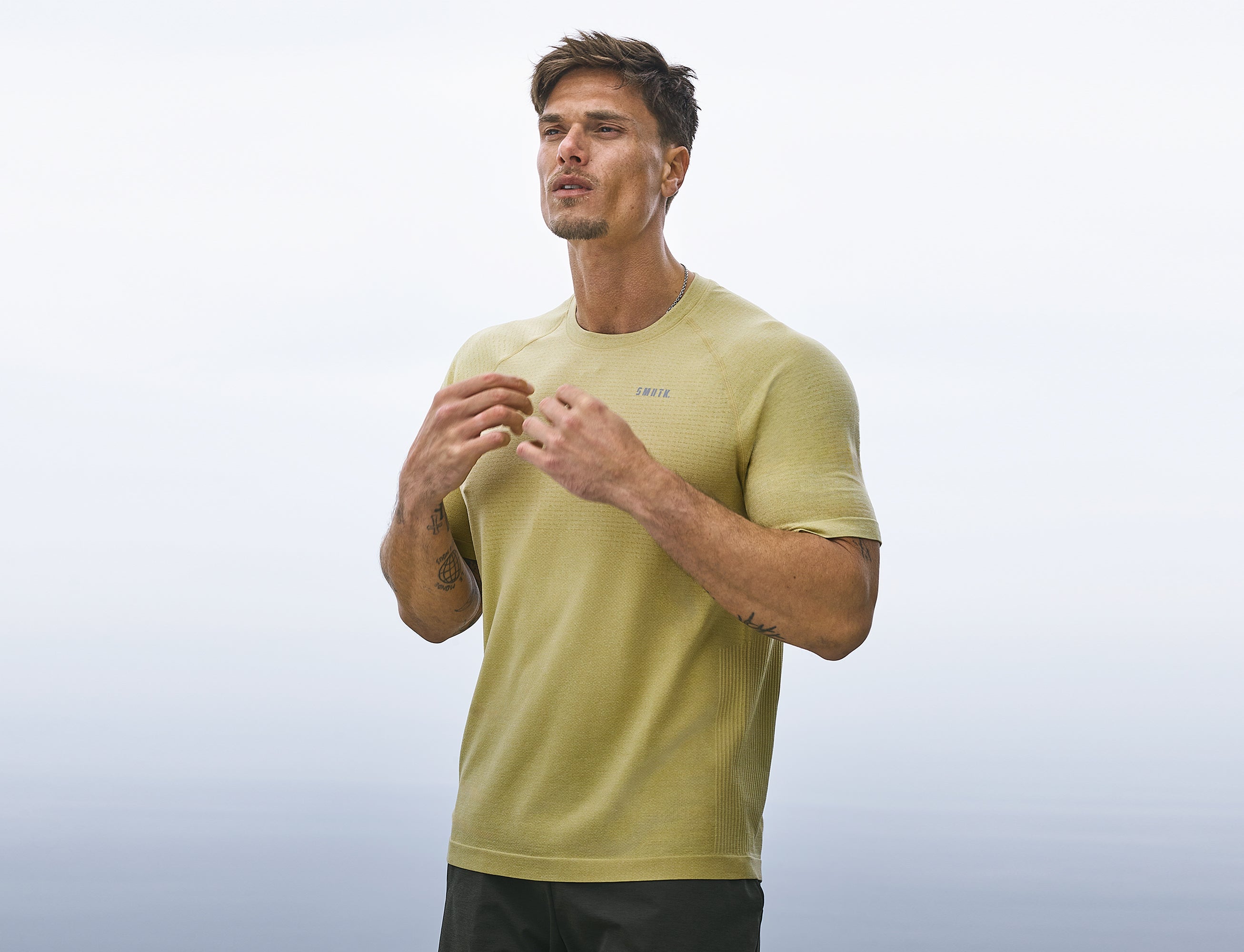 SMRTK Short Sleeve Performance Tee - Moss